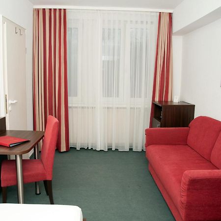 Hotel Am Roemerwall Mainz Kültér fotó